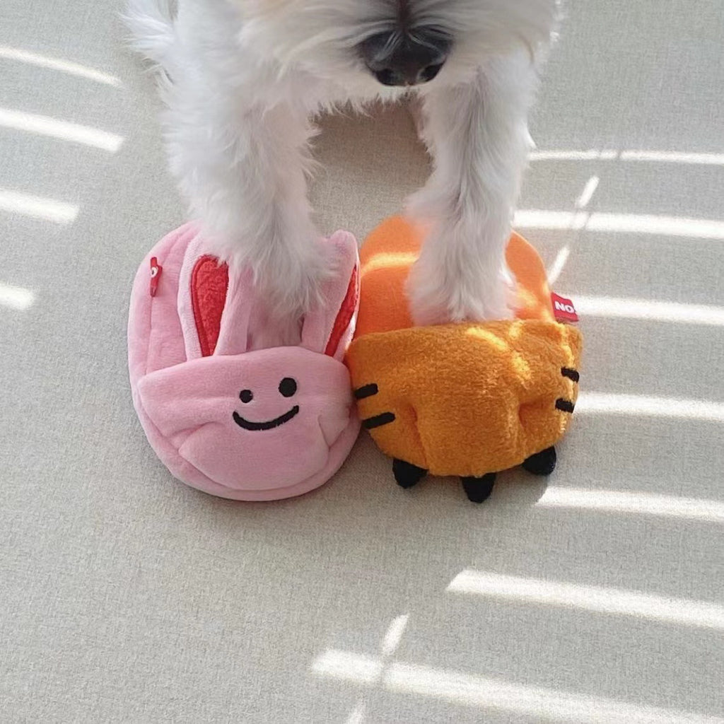 New Cute Sniffing Sound Slippers Toys