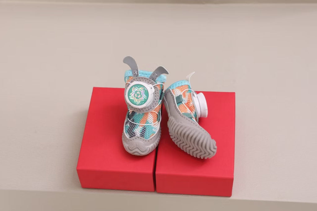 Small Dog Mesh Shoes With Rotating Button