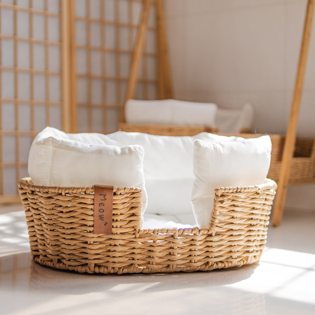 Hand-Woven Warm Universal Rattan Basket Pet Nest