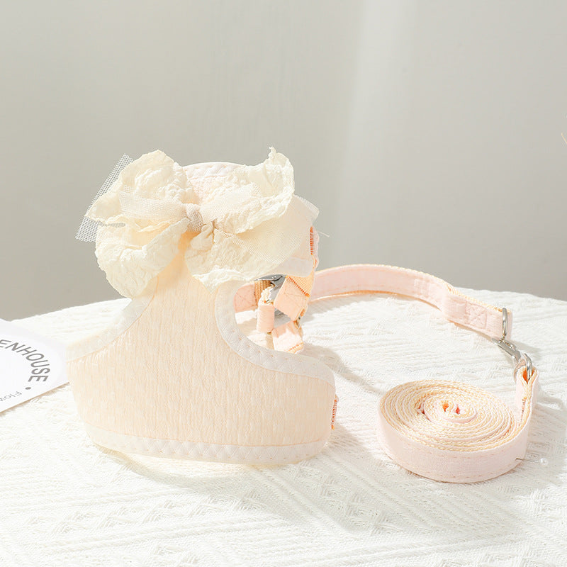 Hand Holding Rope Chest Strap Small Puppies