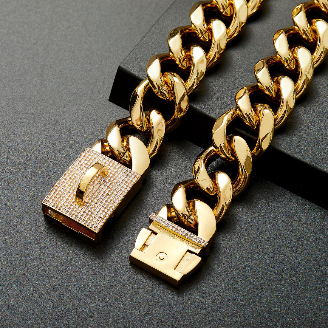 19Mm Thick Medium-To-Large Dog Collar Gold Color