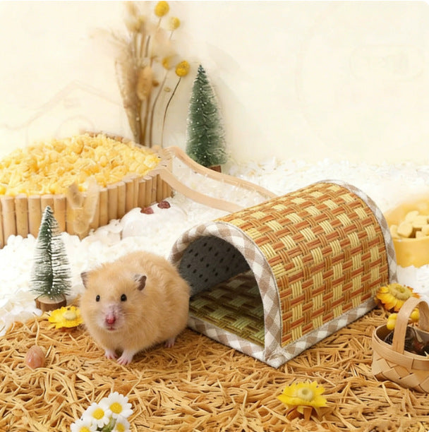 Summer Mouse Cooling Mat Nest Natural Grass Mat Durable And Scratch-Resistant