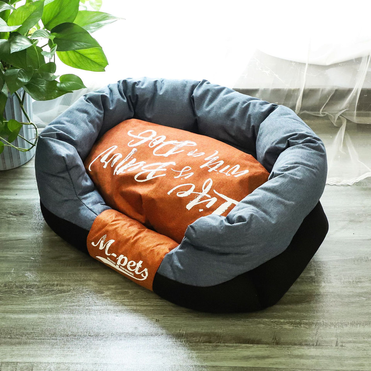Easy-Clean Four Seasons Square Kennel