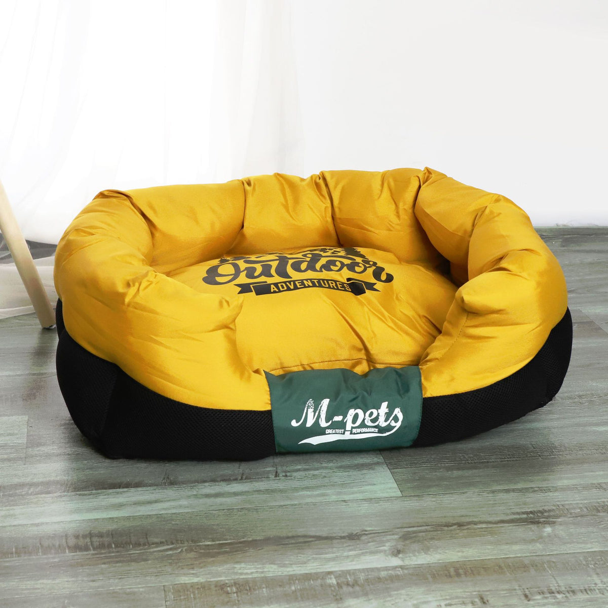 Easy-Clean Four Seasons Square Kennel