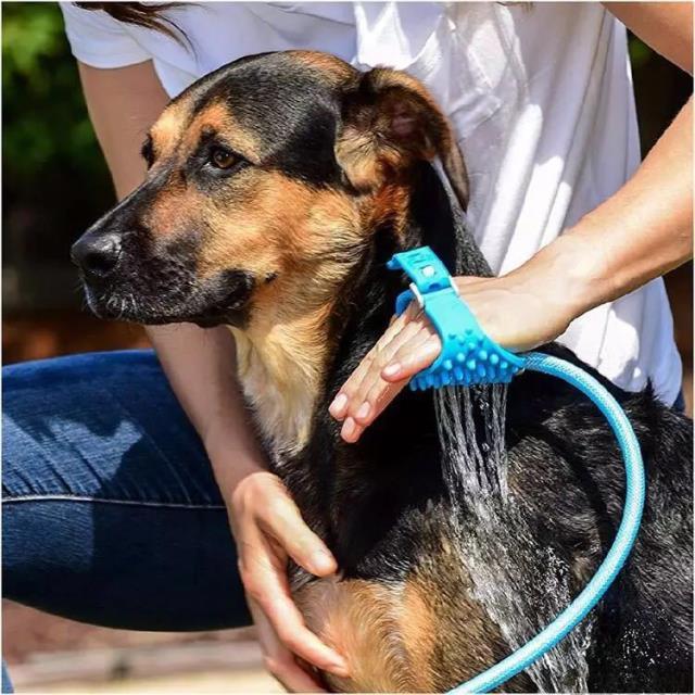 Pet Bath Sprinkler And Massage Brush