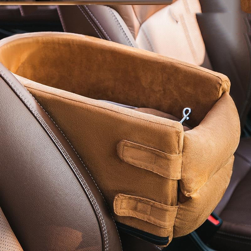 Anti-Dirty Artifact For Dogs In Car Central Control Den