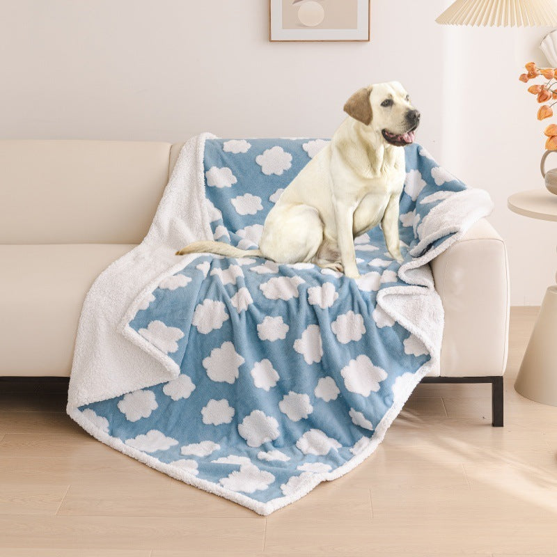 Waterproof Flannel and Sherpa Fleece Pet Blanket