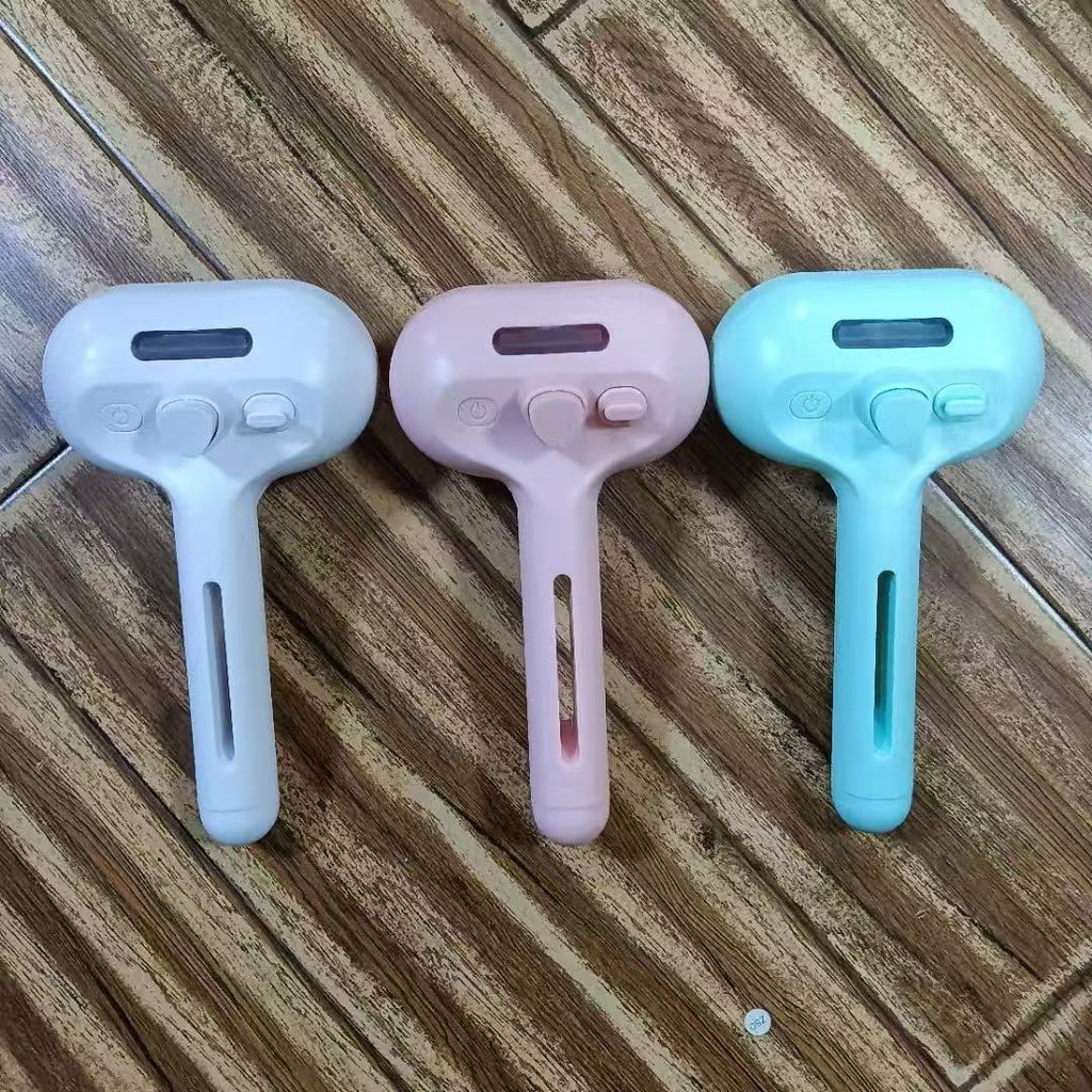 USB-Charging Pet Spray Comb