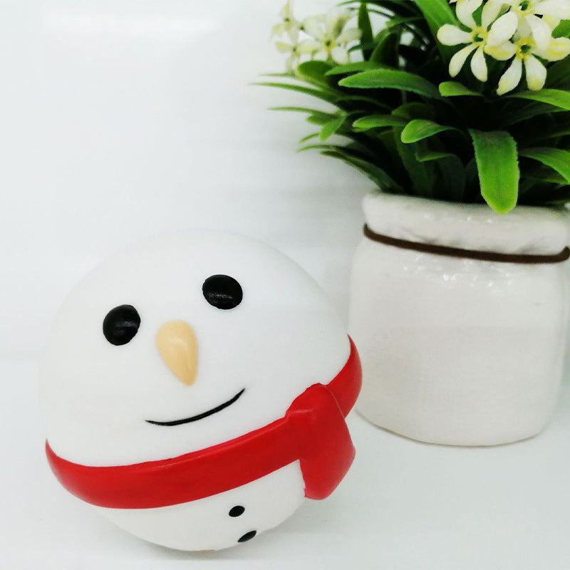 Christmas Food Dropping Ball Pet Toy Interactive Bite-Resistant