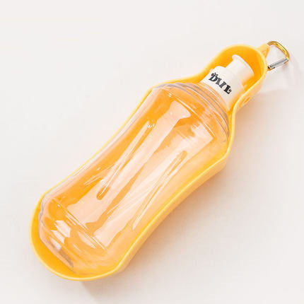 Travel-Type Pet Plastic Waterer