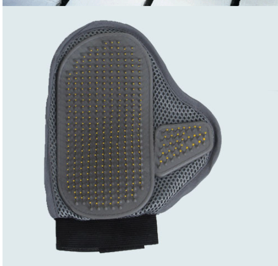 Pet Bathing And Massage Glove