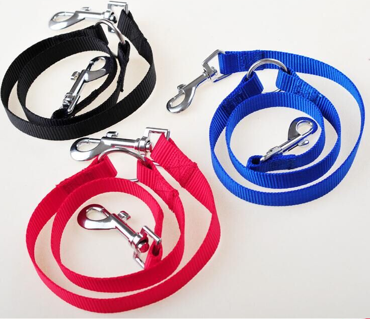 Two Dog Walking Leash Coupler