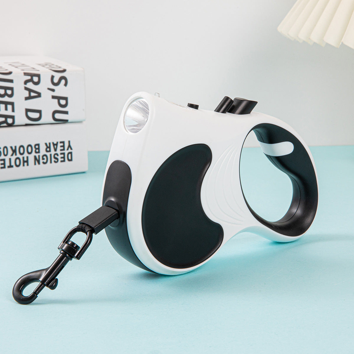 New Automatic Retractable Pet Hand Holding Rope With Light