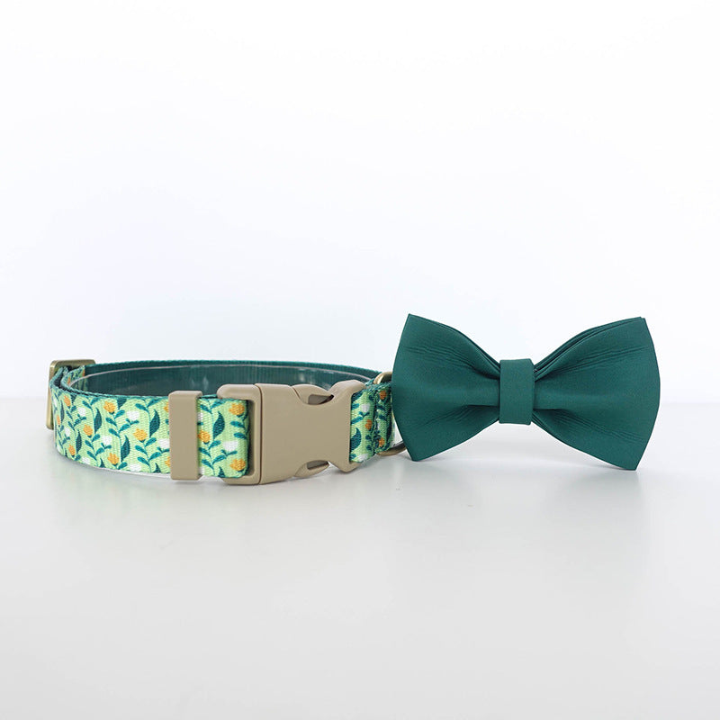 Floral Knitted Collar Set With Traction Rope