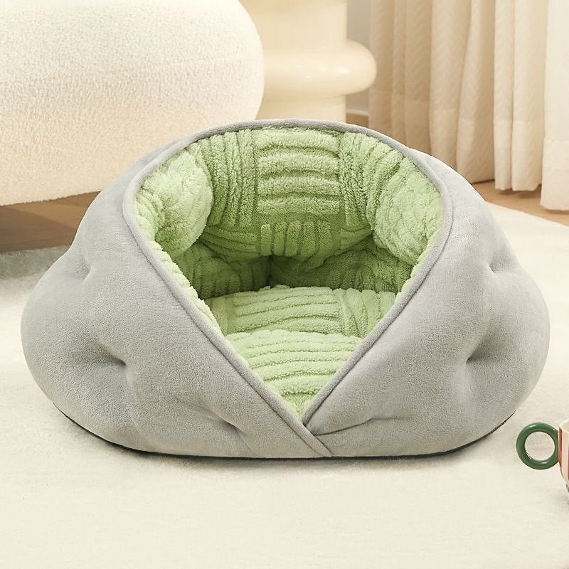 Thickened Dog House For Warmth And A Sense Of Security In Winter