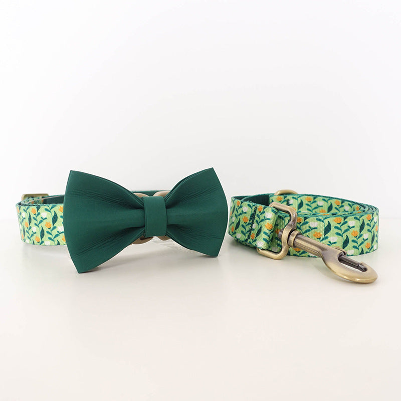 Floral Knitted Collar Set With Traction Rope