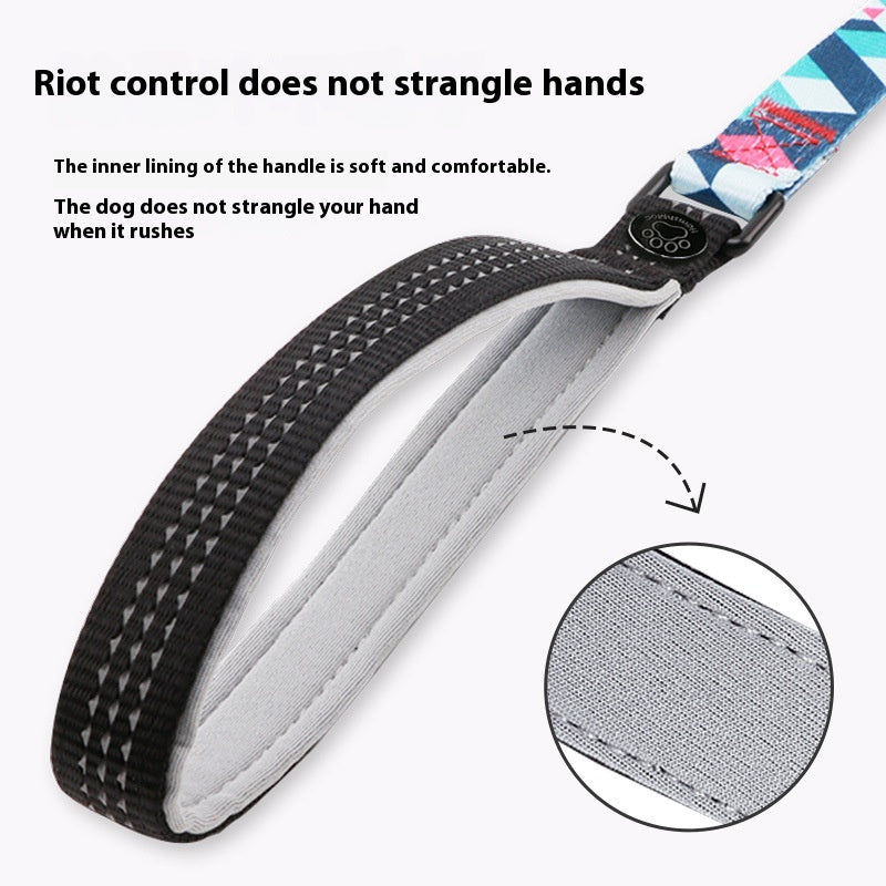 Hand Holding Rope Out Anti-Lost Dog Leash Pet Supplies