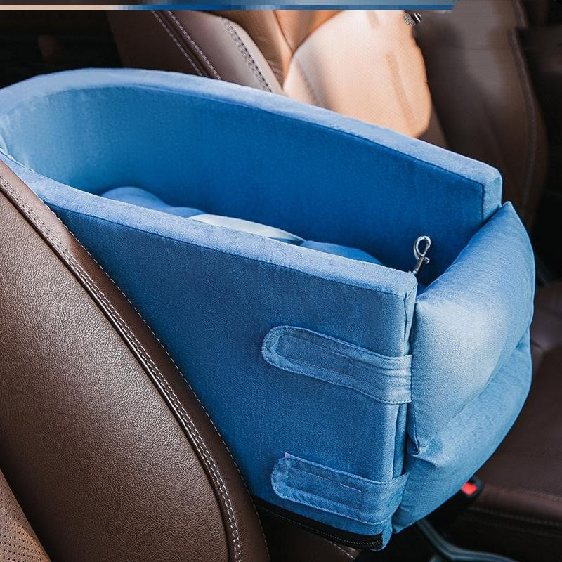 Anti-Dirty Artifact For Dogs In Car Central Control Den