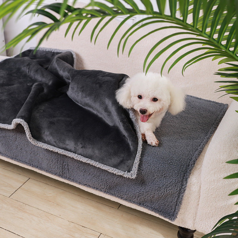 Flannel Fleece Thickened Pet Blanket