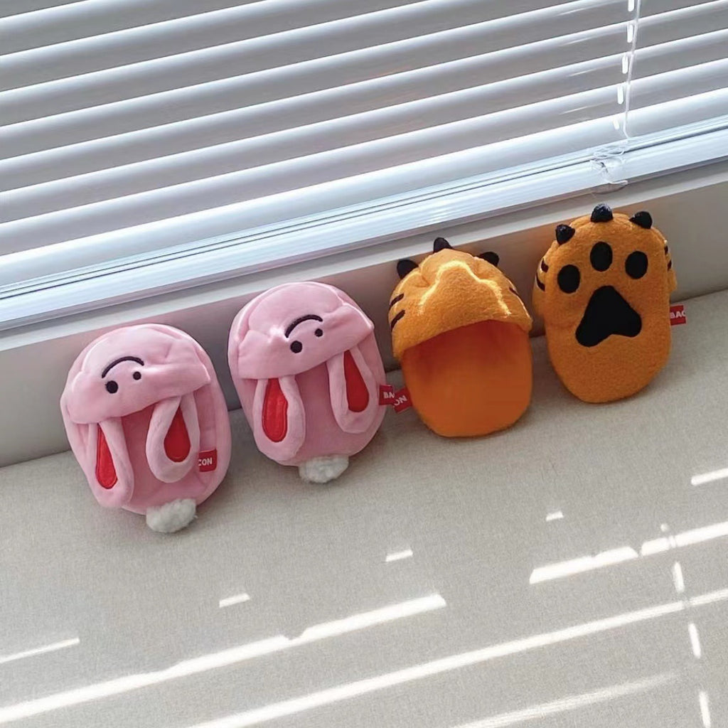 New Cute Sniffing Sound Slippers Toys
