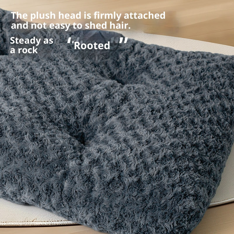 Embossed Velvet Thick Square Pet Mat
